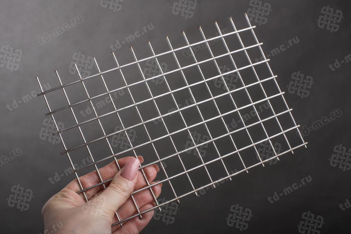 Сетка нержавеющая сварная 20х20х2 сталь AISI 304