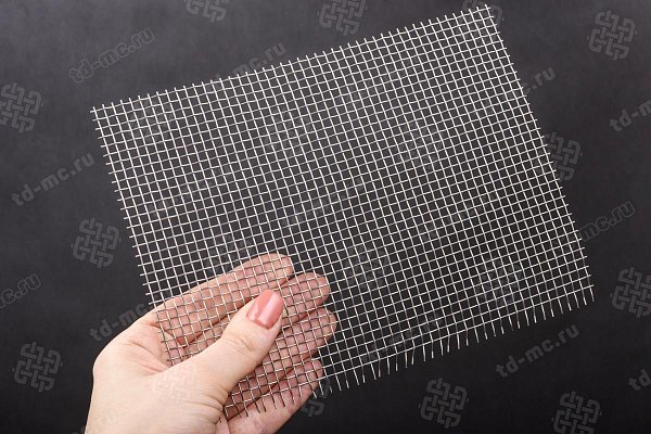 Сетка из нержавеющей стали 3,5x0,7 – производство в «ТДС»