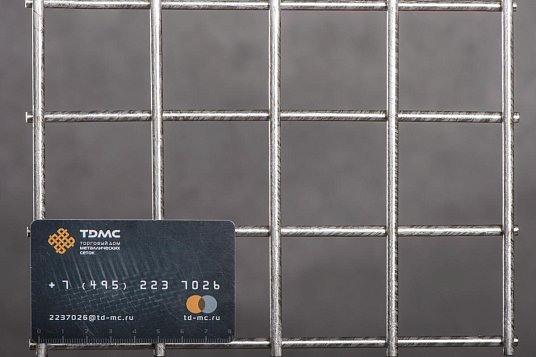 Сетка нержавеющая сварная 50х50х5 сталь AISI 304