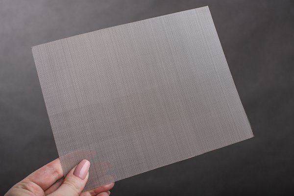 Сетка из нержавеющей стали 0,2x0,19 ш.1300 мм – производство в «ТДС»