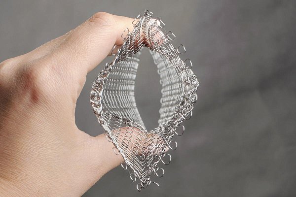 Купить Рукав сетчатый нержавеющий гофрированный от производителя Рукав сетчатый нержавеющий гофрированный – производство в «ТДС»