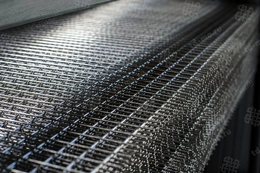 Сетка нержавеющая сварная 50х100х5 сталь AISI 304