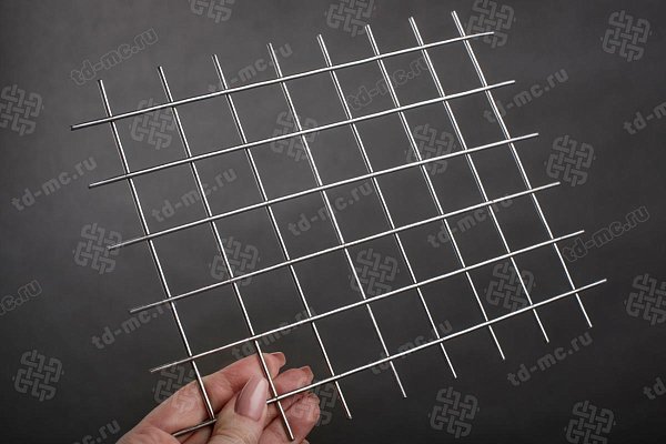 Купить Сетка нержавеющая сварная 30х30х2 сталь AISI 304 от производителя Сетка нержавеющая сварная 30х30х2 сталь AISI 304 – производство в «ТДС»