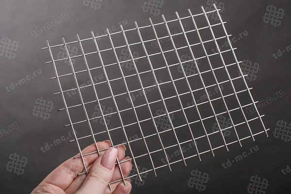 Сетка нержавеющая сварная 15х15х1,5 сталь AISI 304 – производство в «ТДС»