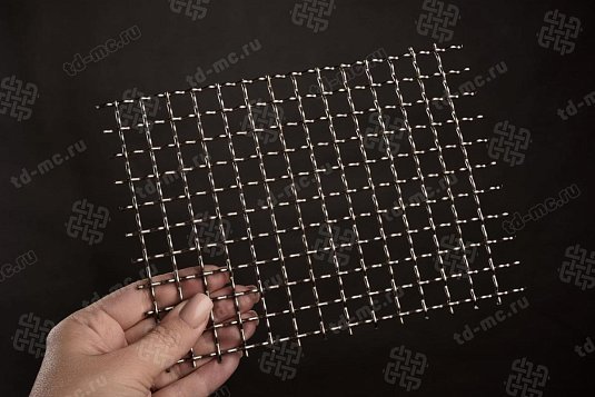 Сетка нержавеющая 12x2,0 из рифленой проволоки