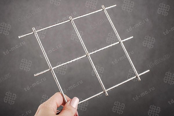 Сетка нержавеющая сварная 70х70х4 сталь AISI 304 – производство в «ТДС»